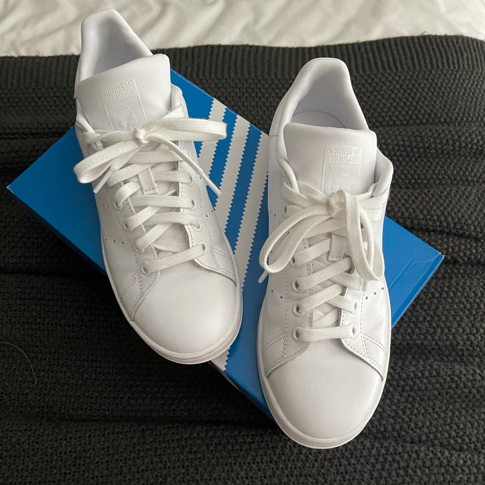 Adidas Stan Smiths white